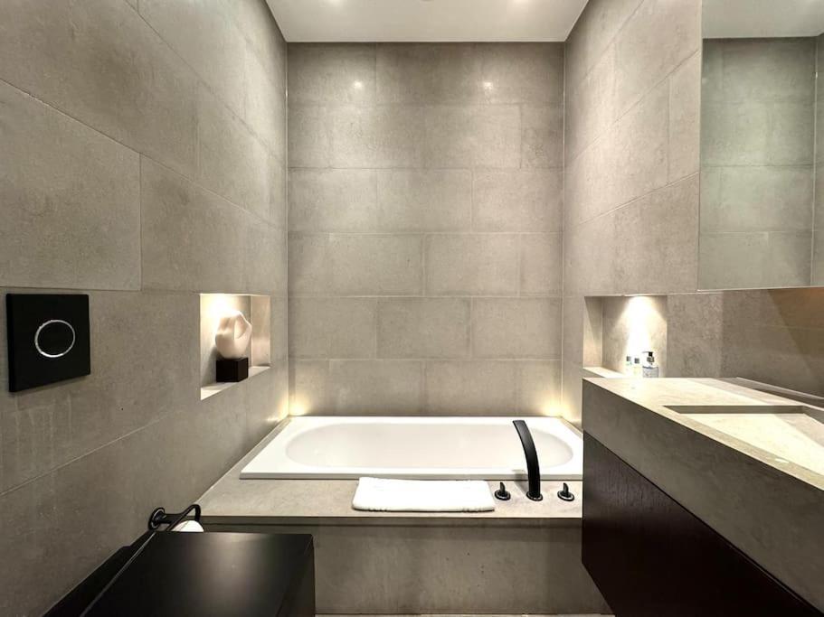 Hyde Park South Kensington Apartment