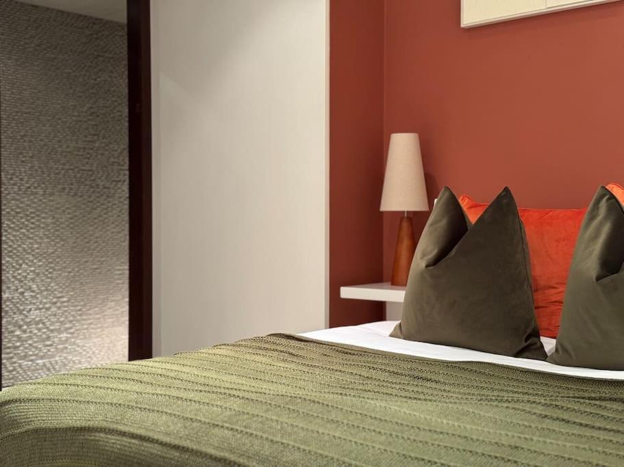 Hyde Park South Kensington Apartment *